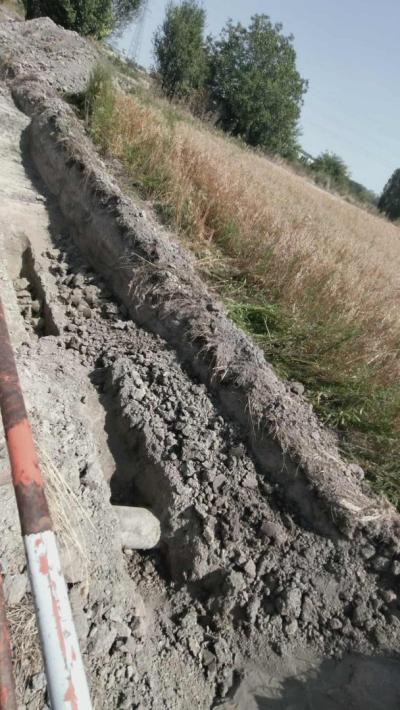 Utility Detection with Ground-Penetrating Radar