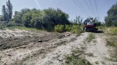 Utility Detection with Ground-Penetrating Radar
